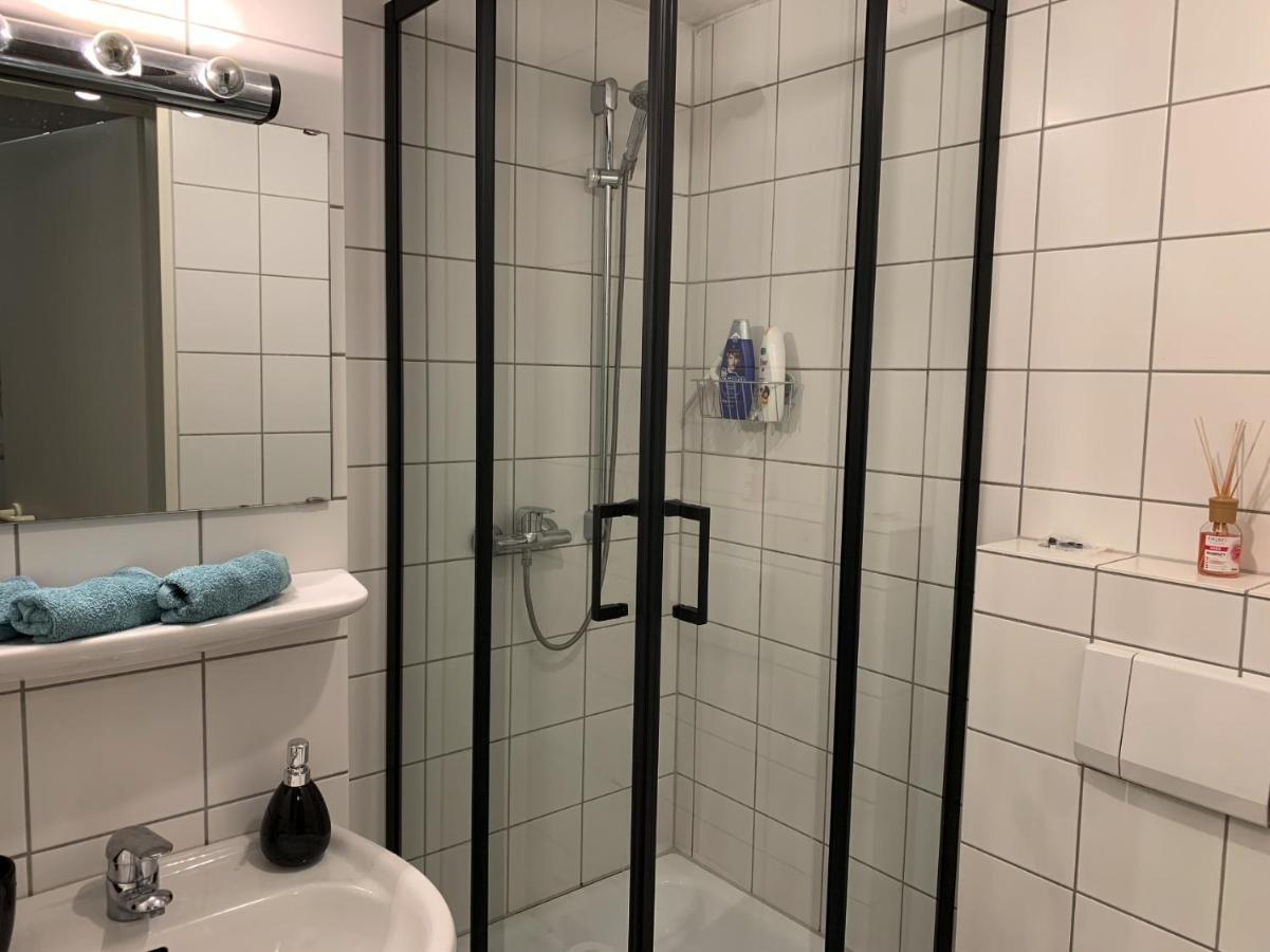 Modern And Central Apartment, Near Rhein, Museums & Event Venues, Fully Furnished 본 외부 사진